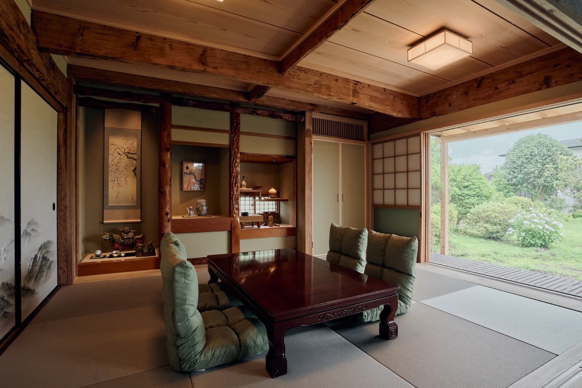 Tatami room opening onto the garden